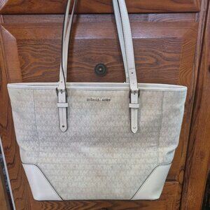 Michael Kors Aria Large Signature Logo Jacquard Tote Bag Cream